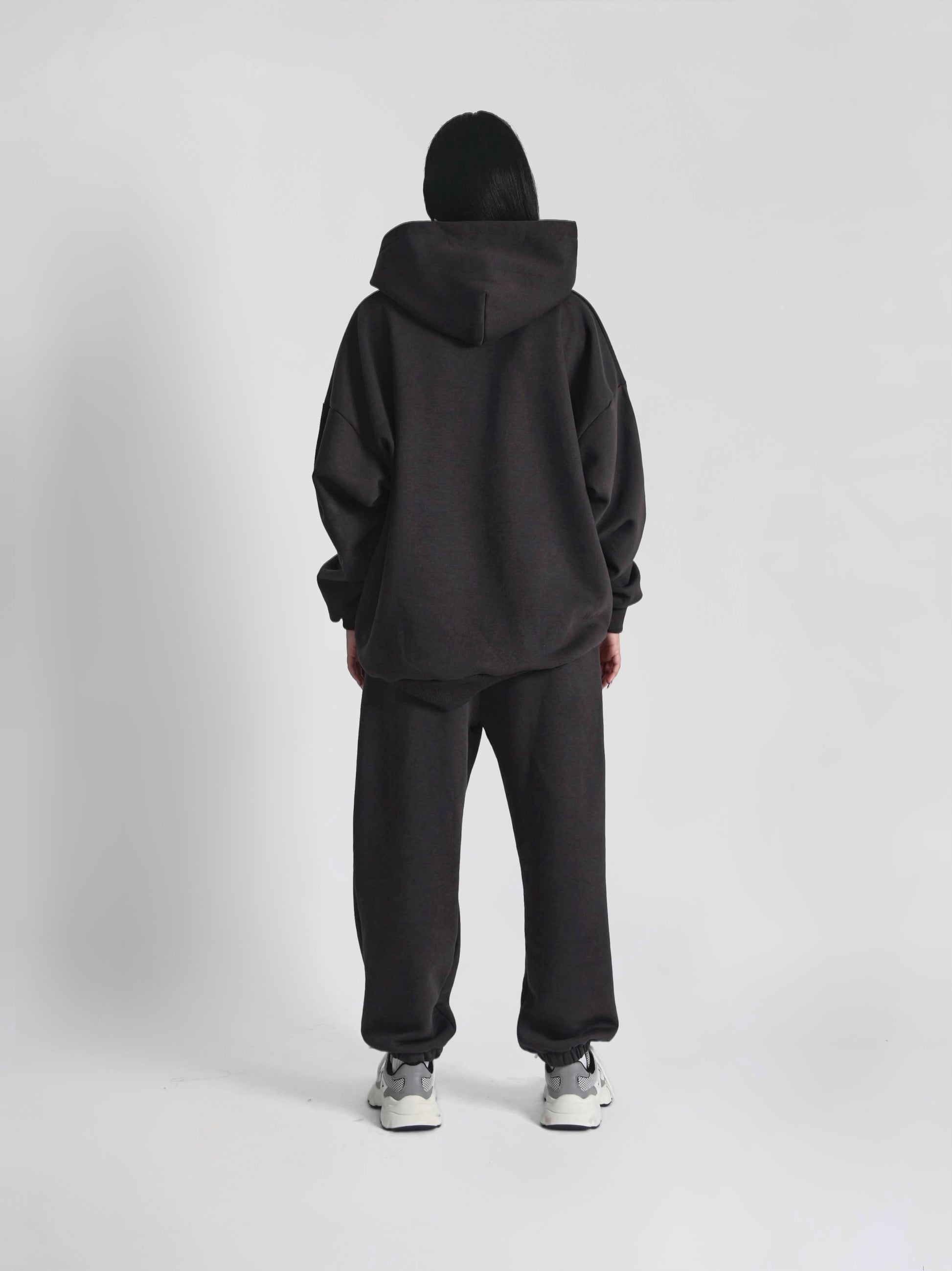 ''TRADEMARK'' sweatpants jogger in onyx