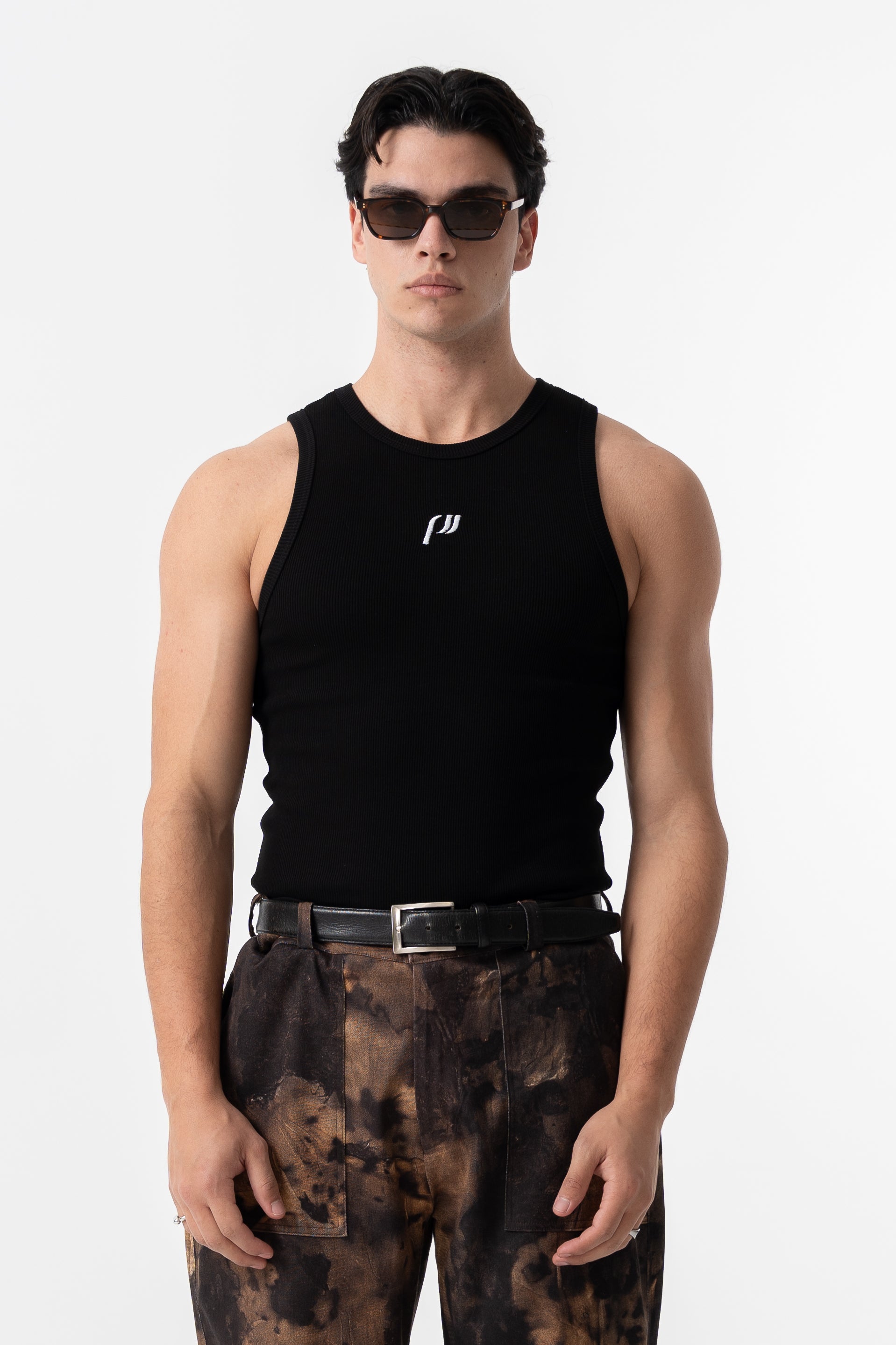 BLACK RIBBED TANK TOP