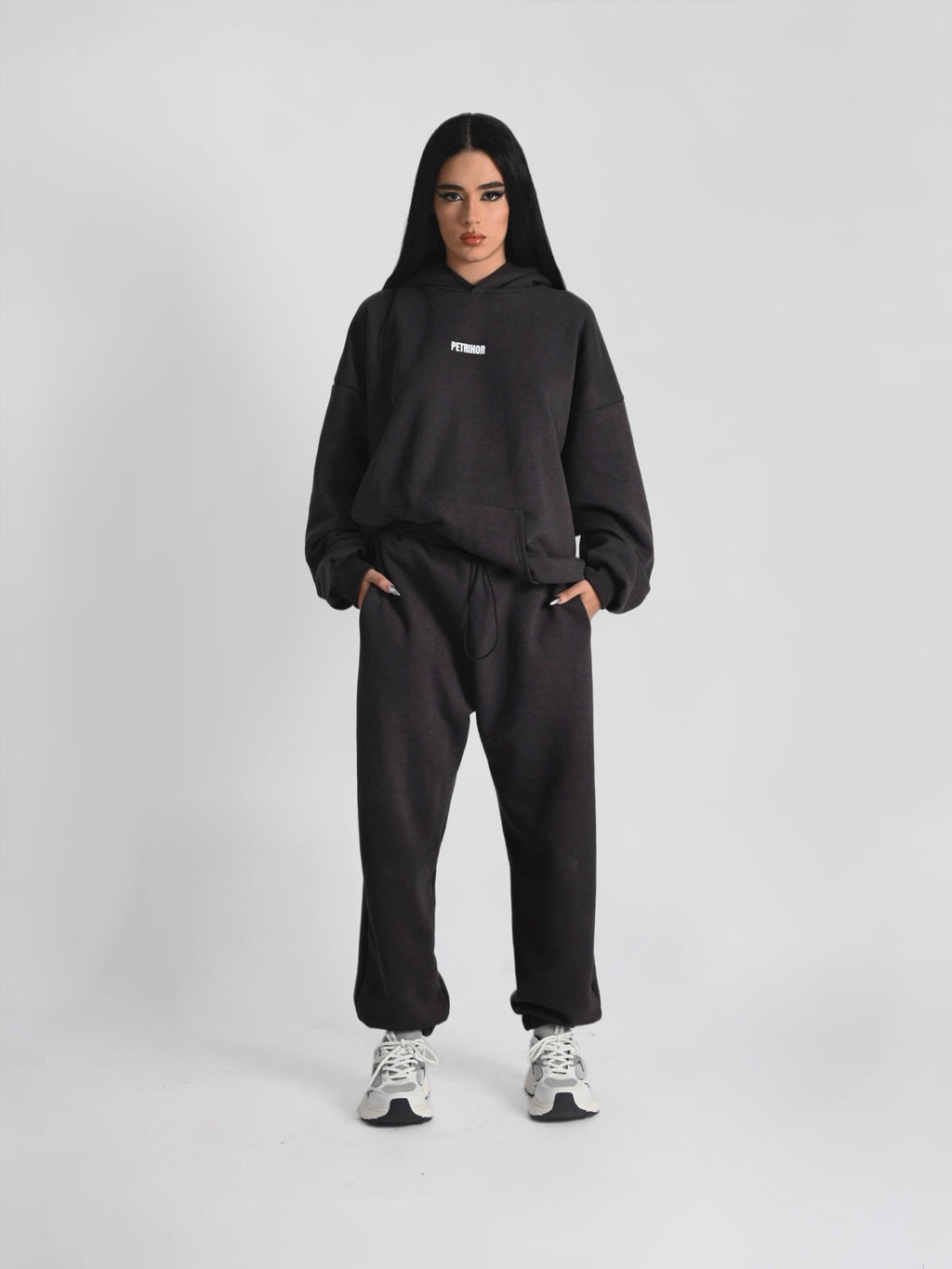 ''TRADEMARK'' sweatpants jogger in onyx